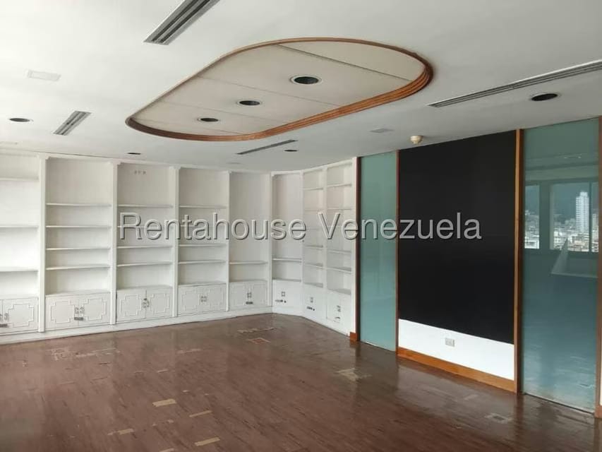 Comercial (Oficina) en Alquiler en Plaza Venezuela, Distrito Metropolitano - 10