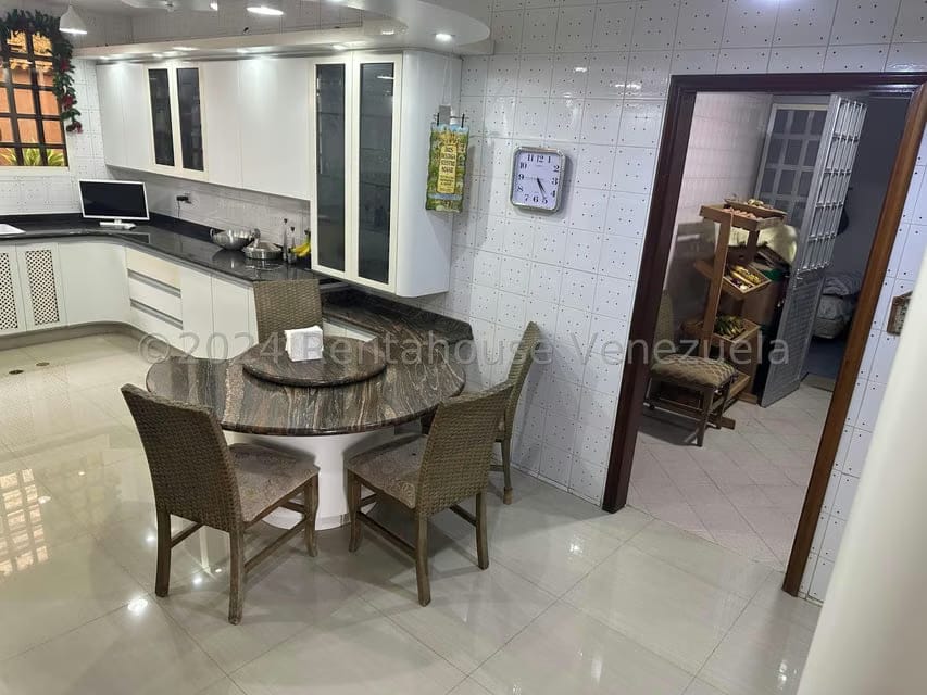 Casa (Multipes Niveles) en Venta en Monterrey, Distrito Metropolitano - 21