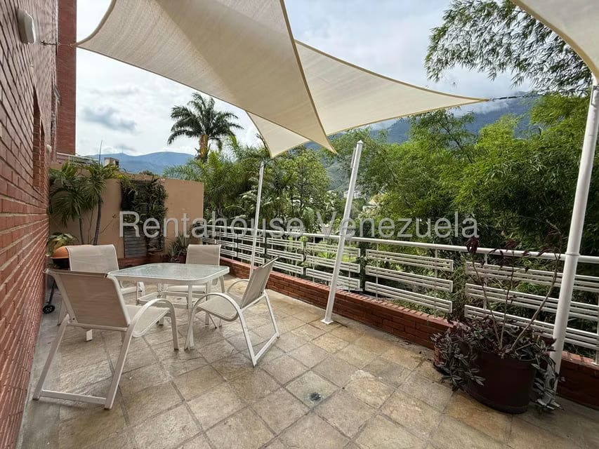 Apartamento (1 Nivel) en Alquiler en Altamira, Distrito Metropolitano - 12
