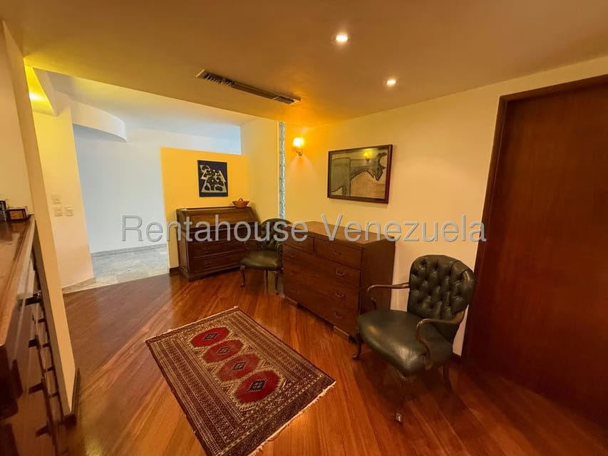 Apartamento (1 Nivel) en Alquiler en Altamira, Distrito Metropolitano - 16
