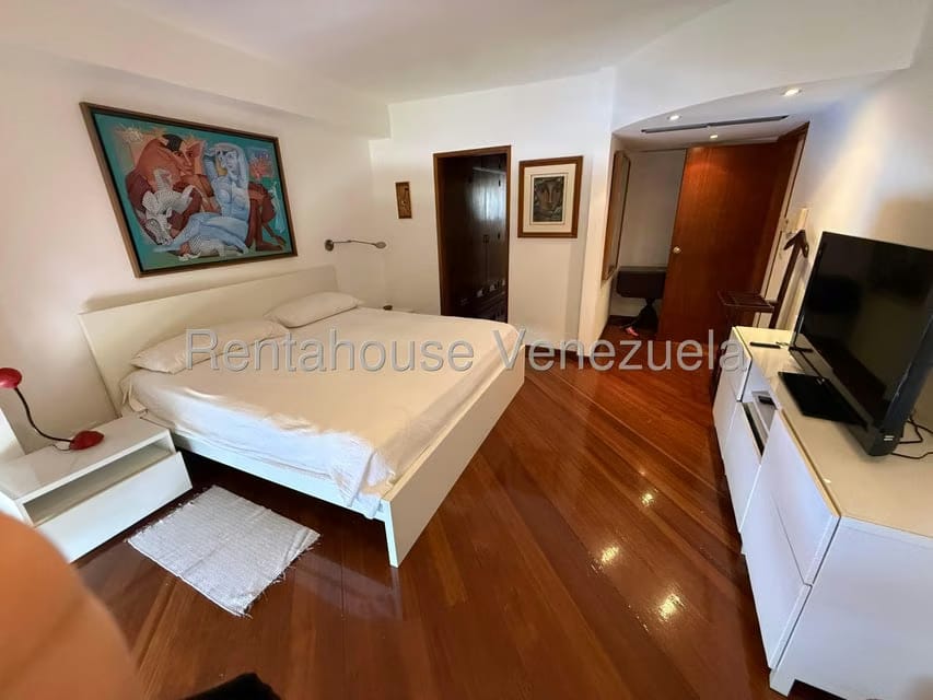 Apartamento (1 Nivel) en Alquiler en Altamira, Distrito Metropolitano - 19