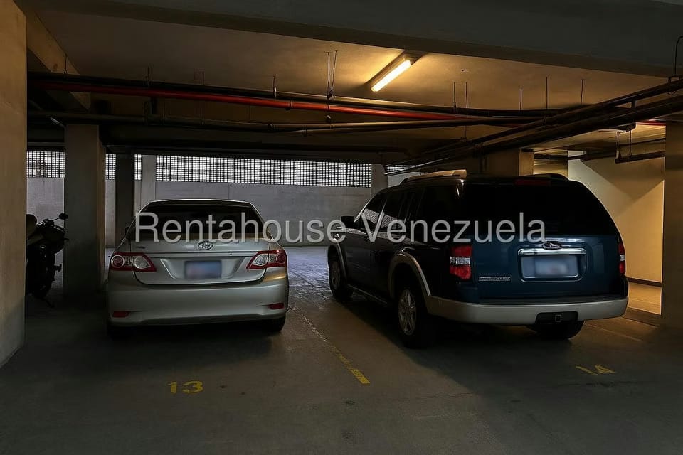 Apartamento (1 Nivel) en Alquiler en Altamira, Distrito Metropolitano - 21