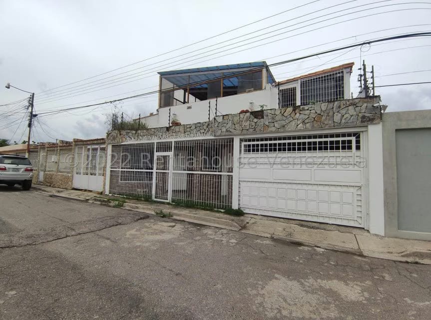 Casa (Multipes Niveles) en Venta en Valle Lindo de Turmero, Aragua