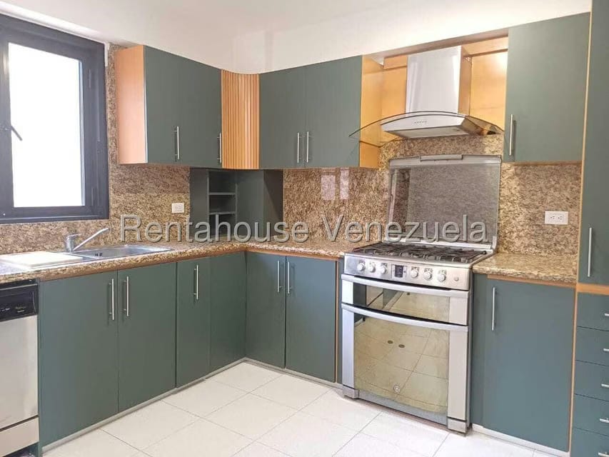 Apartamento (1 Nivel) en Alquiler en Lomas de La Alameda, Distrito Metropolitano - 13