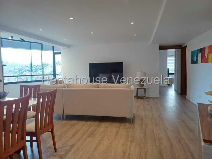 Apartamento (1 Nivel) en Alquiler en Lomas de La Alameda, Distrito Metropolitano - 3