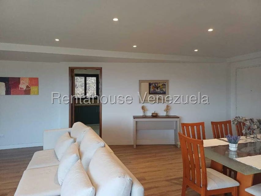 Apartamento (1 Nivel) en Alquiler en Lomas de La Alameda, Distrito Metropolitano - 8