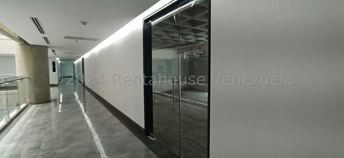 Comercial (Oficina) en Venta en Los Naranjos del Cafetal, Distrito Metropolitano - 15