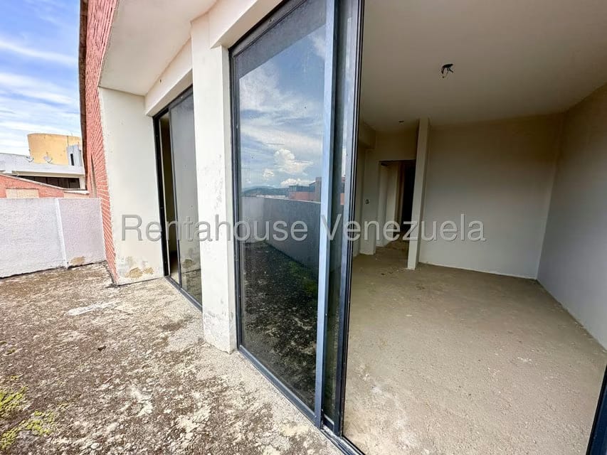 Apartamento (Penthouse) en Venta en Triangulo del Este, Lara - 14