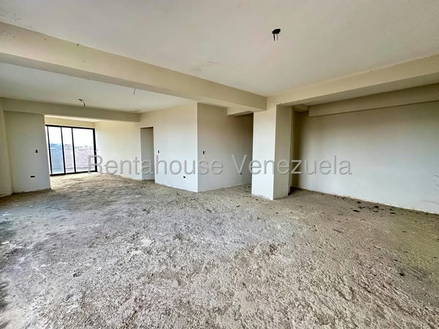 Apartamento (Penthouse) en Venta en Triangulo del Este, Lara - 26