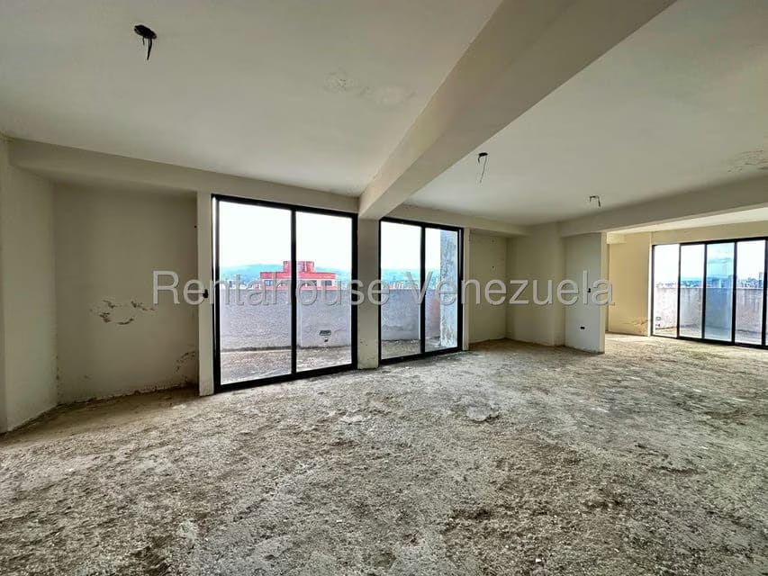 Apartamento (Penthouse) en Venta en Triangulo del Este, Lara - 29