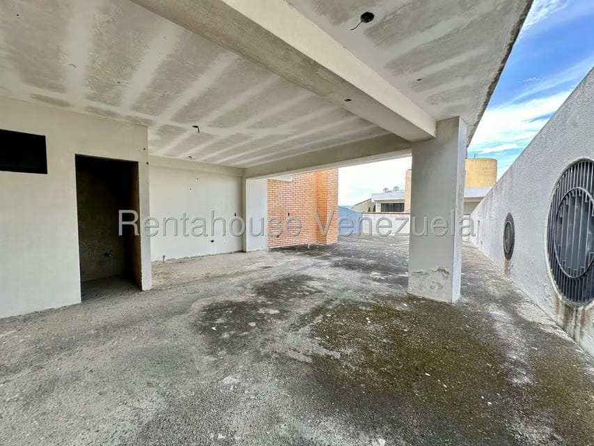 Apartamento (Penthouse) en Venta en Triangulo del Este, Lara - 37
