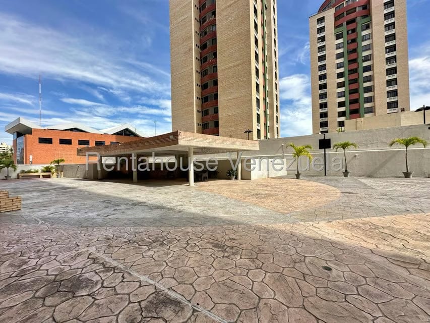 Apartamento (Penthouse) en Venta en Triangulo del Este, Lara - 42