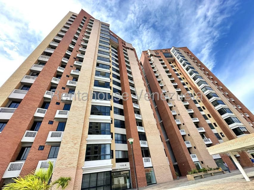 Apartamento (Penthouse) en Venta en Triangulo del Este, Lara - 45