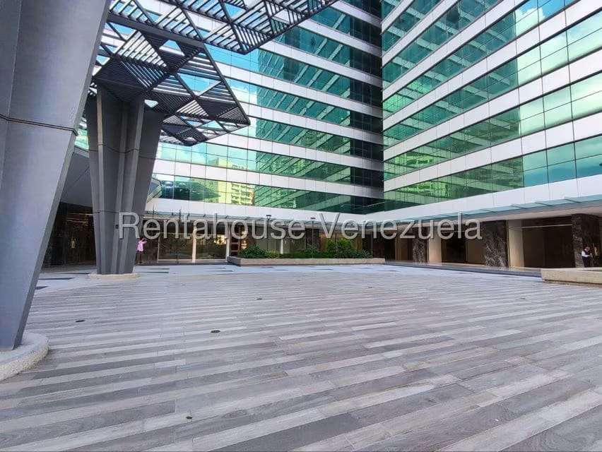 Comercial (Oficina) en Alquiler en Campo Alegre, Distrito Metropolitano - 16