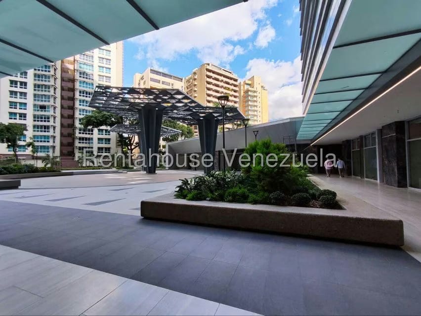 Comercial (Oficina) en Alquiler en Campo Alegre, Distrito Metropolitano - 26