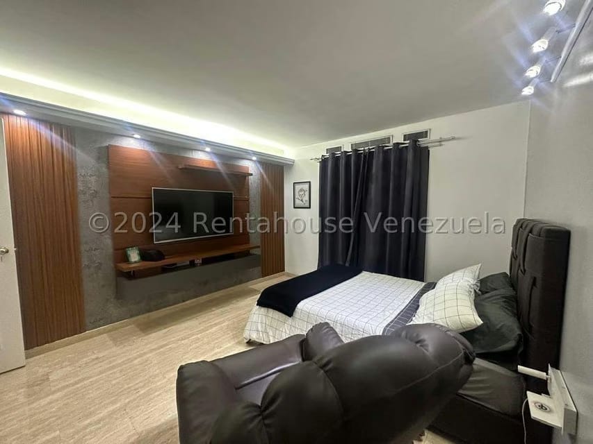 Apartamento (1 Nivel) en Venta en Colinas de La Tahona, Distrito Metropolitano - 22