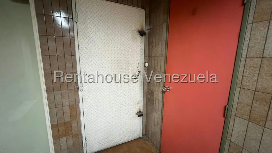 Comercial (Oficina) en Alquiler en Parroquia La Candelaria, Distrito Metropolitano - 6