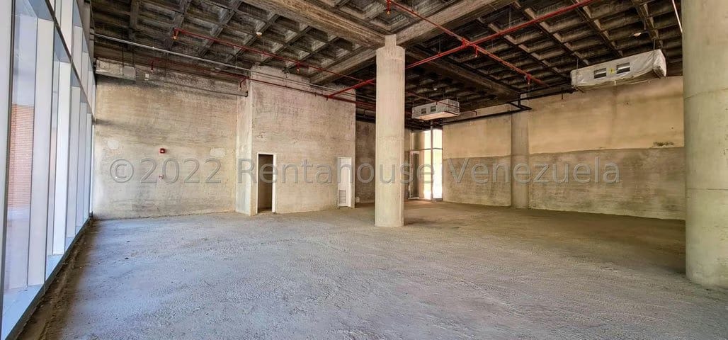 LOCAL COMERCIAL EN VENTA – YENNIEF ROJAS - 5