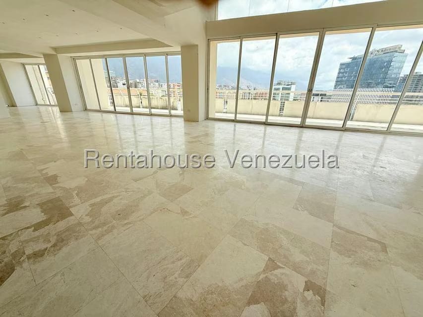 Apartamento (Penthouse) en Venta en Las Mercedes, Distrito Metropolitano - 2