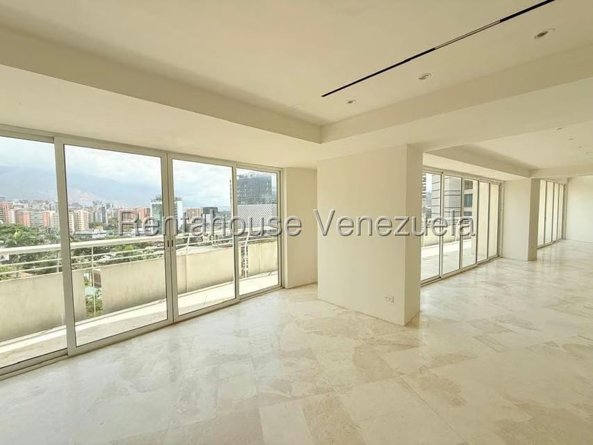 Apartamento (Penthouse) en Venta en Las Mercedes, Distrito Metropolitano - 3