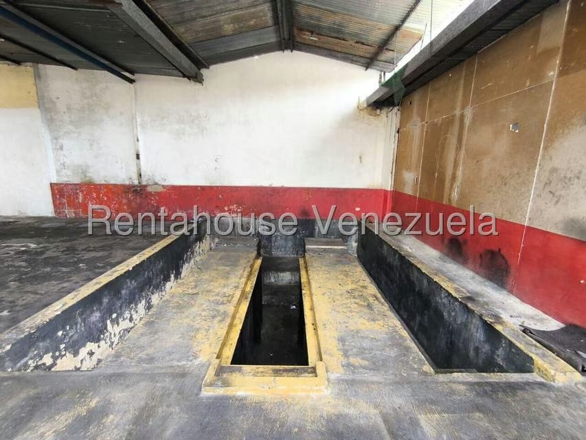 Comercial (Galpon - Deposito) en Venta en San Blas, Carabobo - 13