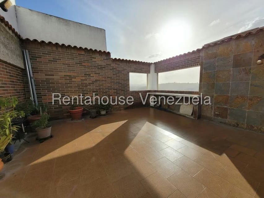 Apartamento (Duplex) en Venta en Los Samanes, Distrito Metropolitano - 23