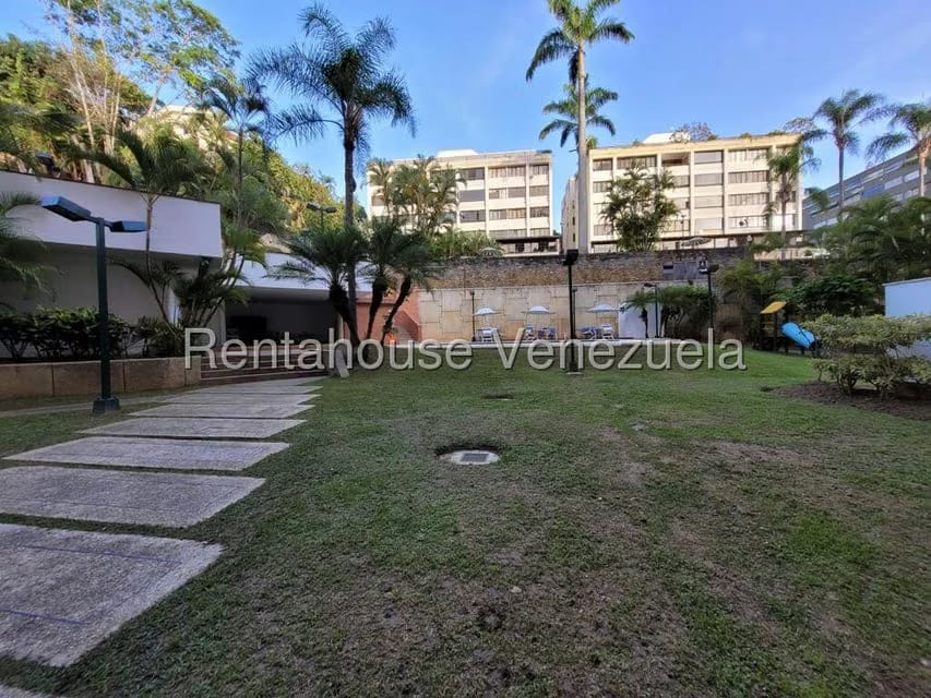 Apartamento (Duplex) en Venta en Los Samanes, Distrito Metropolitano - 30