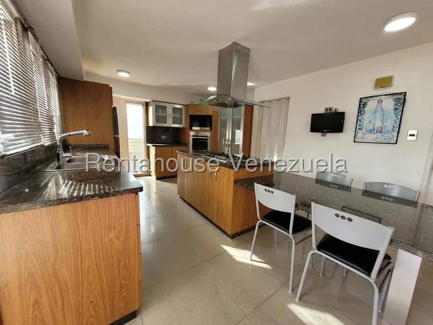 Apartamento (Duplex) en Venta en Los Samanes, Distrito Metropolitano - 8