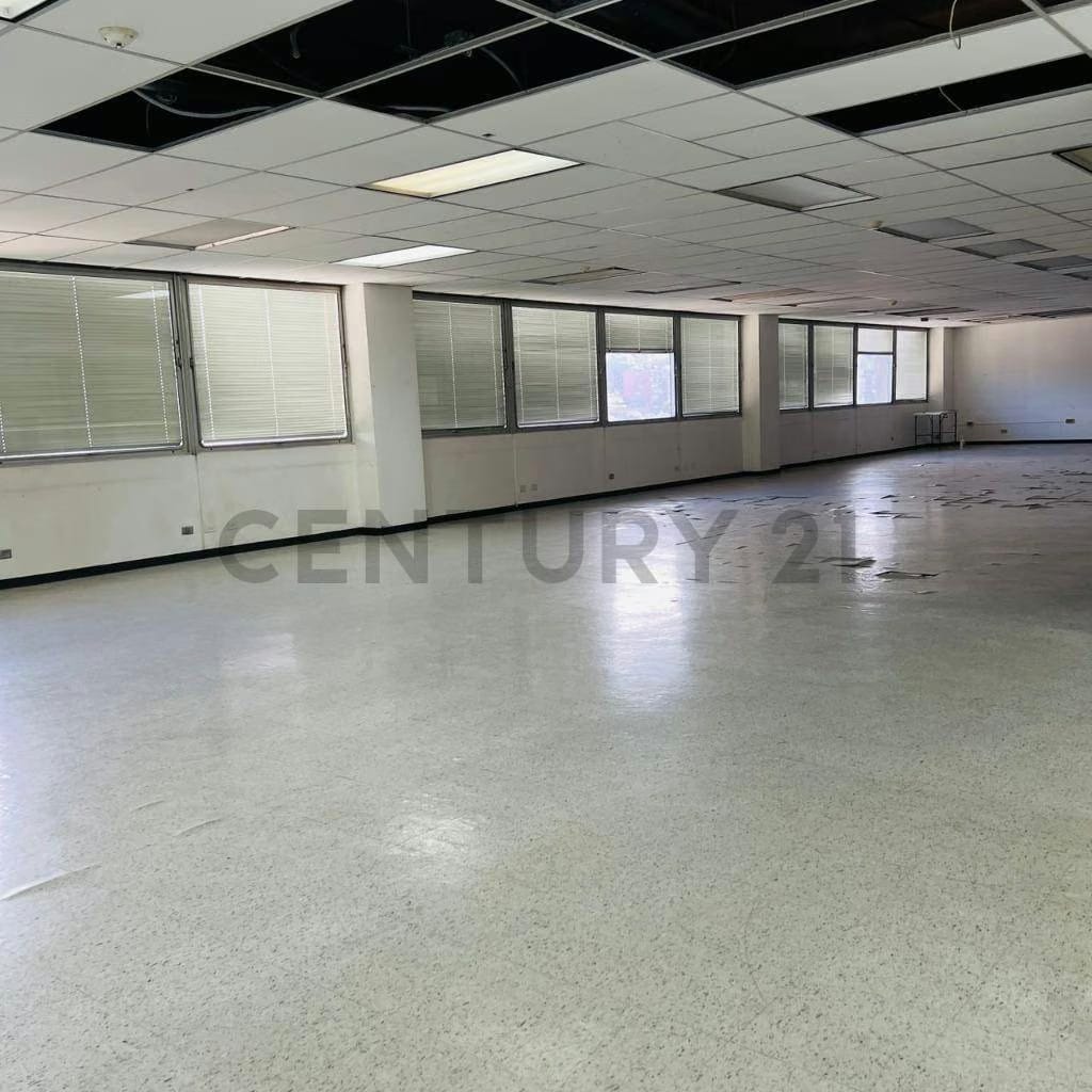 Oficina en alquiler en la Torre empresarial del Centro Médico de Caracas - 7