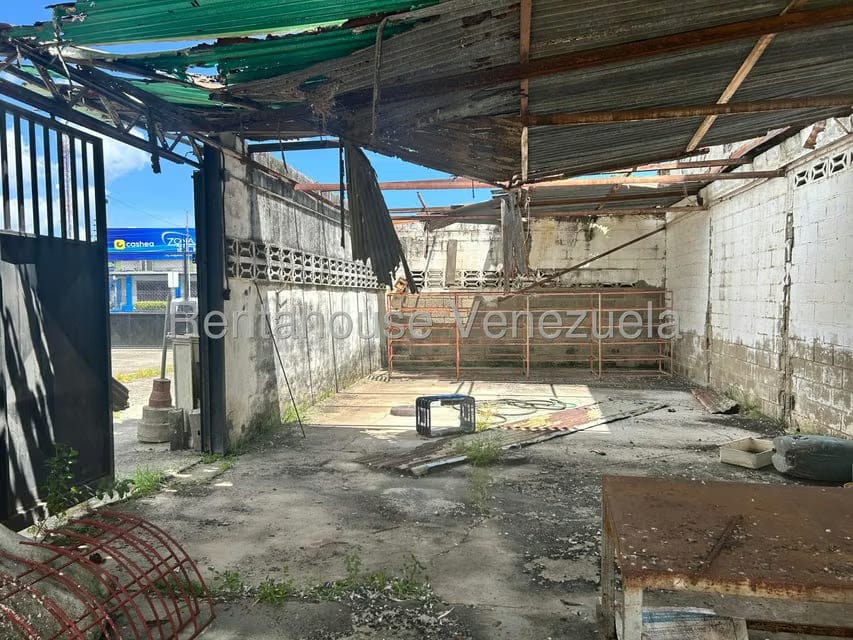 Comercial (Local Comercial) en Venta en Higuerote, Miranda - 26