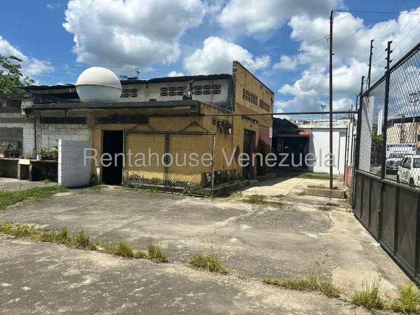 Comercial (Local Comercial) en Venta en Higuerote, Miranda - 28