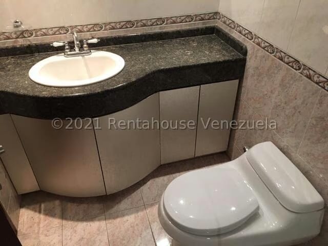 Apartamento (Duplex) en Venta en La Florida, Distrito Metropolitano - 57