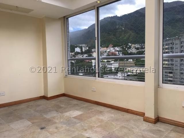 Apartamento (Duplex) en Venta en La Florida, Distrito Metropolitano - 60