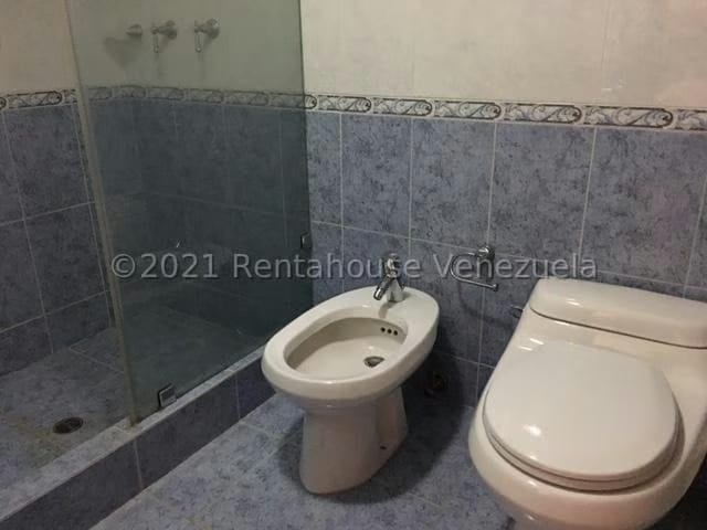 Apartamento (Duplex) en Venta en La Florida, Distrito Metropolitano - 63