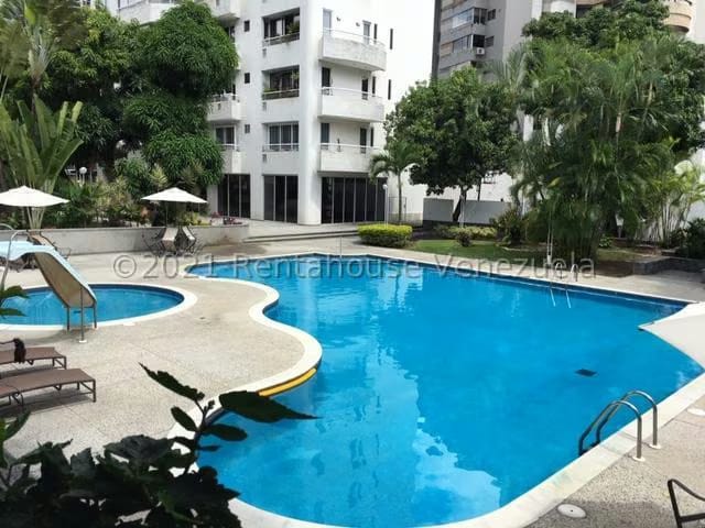Apartamento (Duplex) en Venta en La Florida, Distrito Metropolitano - 67