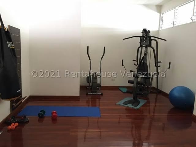 Apartamento (Duplex) en Venta en La Florida, Distrito Metropolitano - 73