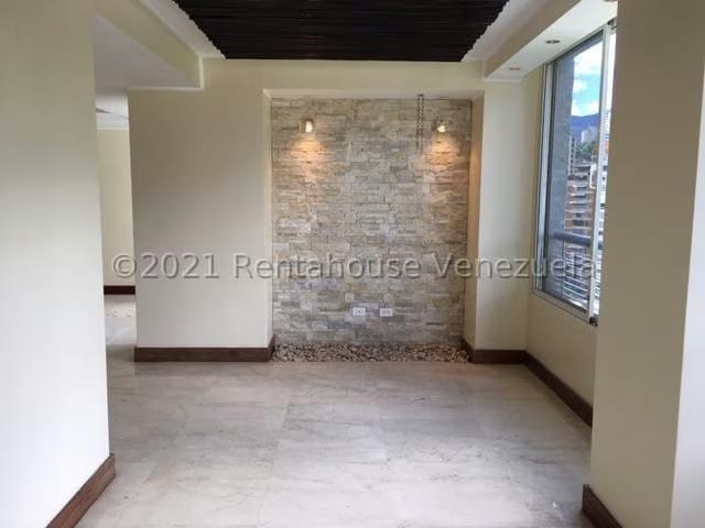 Apartamento (Duplex) en Venta en La Florida, Distrito Metropolitano - 10