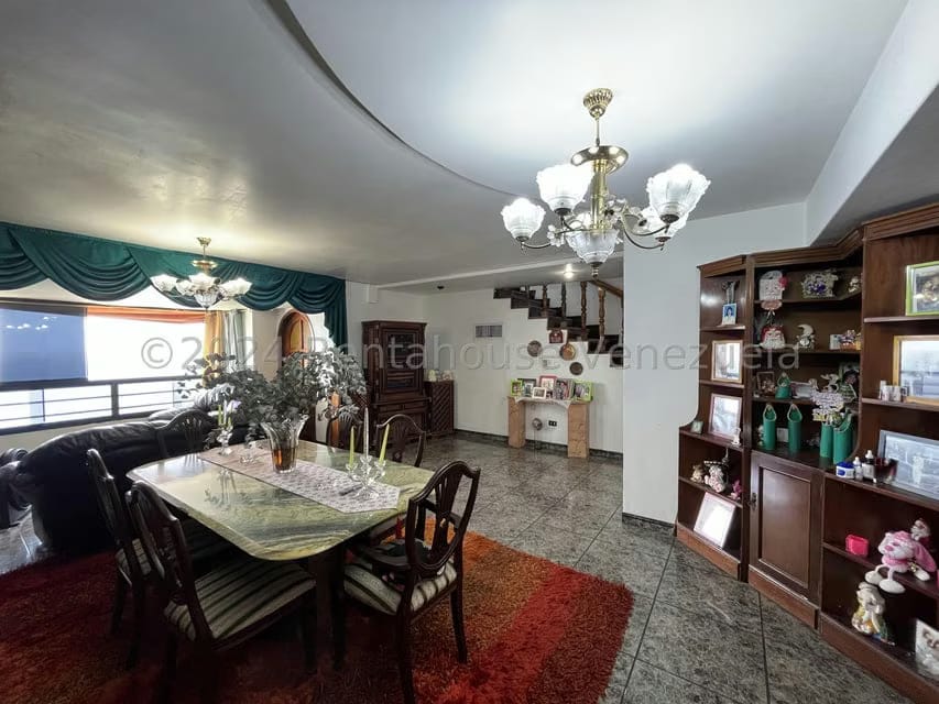 Apartamento (Penthouse) en Venta en Macuto, Vargas - 3