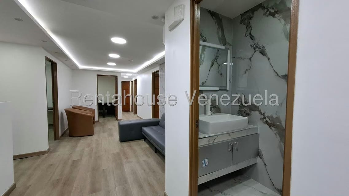 Comercial (Consultorio Medico) en Alquiler en Parroquia La Candelaria, Distrito Metropolitano - 14