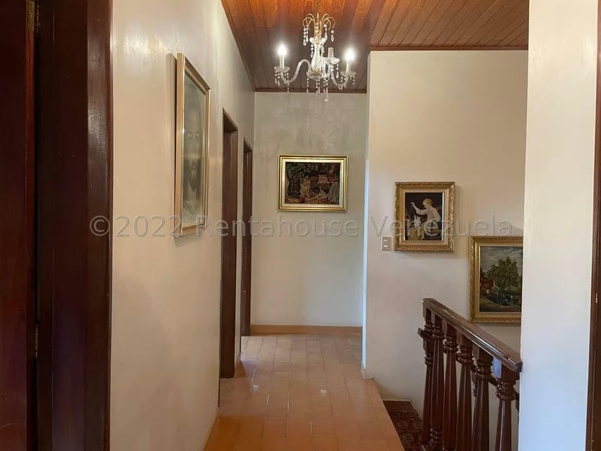 Casa (Multipes Niveles) en Venta en Guatire, Miranda - 13