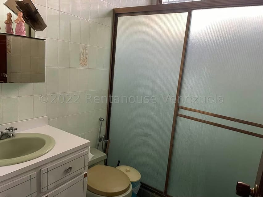 Casa (Multipes Niveles) en Venta en Guatire, Miranda - 21