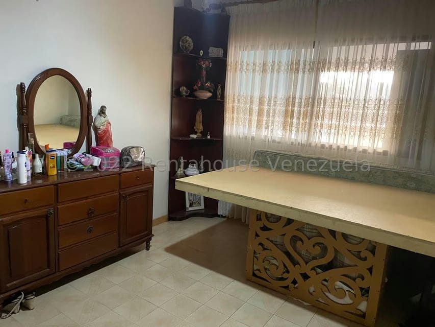 Casa (Multipes Niveles) en Venta en Guatire, Miranda - 23