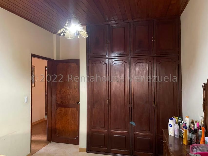Casa (Multipes Niveles) en Venta en Guatire, Miranda - 24