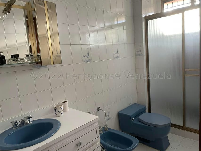 Casa (Multipes Niveles) en Venta en Guatire, Miranda - 28