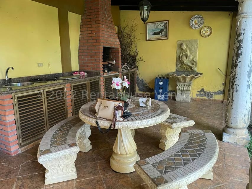 Casa (Multipes Niveles) en Venta en Guatire, Miranda - 39