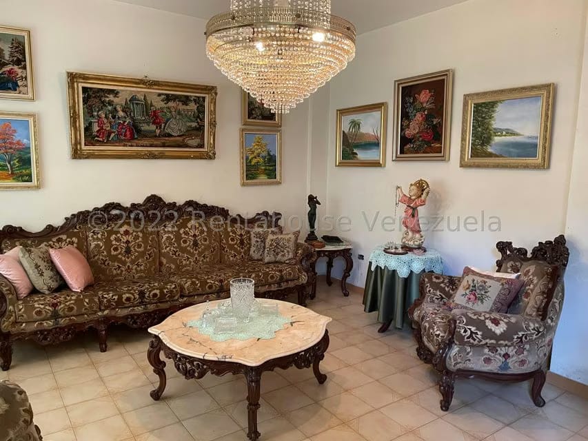 Casa (Multipes Niveles) en Venta en Guatire, Miranda - 5