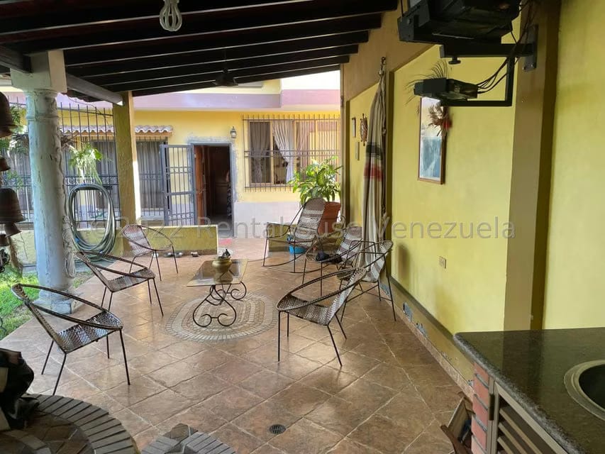 Casa (Multipes Niveles) en Venta en Guatire, Miranda - 41