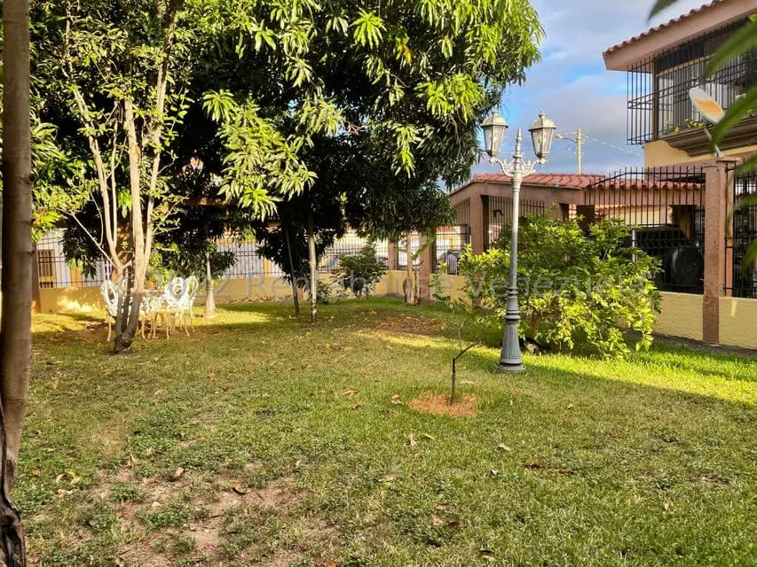 Casa (Multipes Niveles) en Venta en Guatire, Miranda - 47