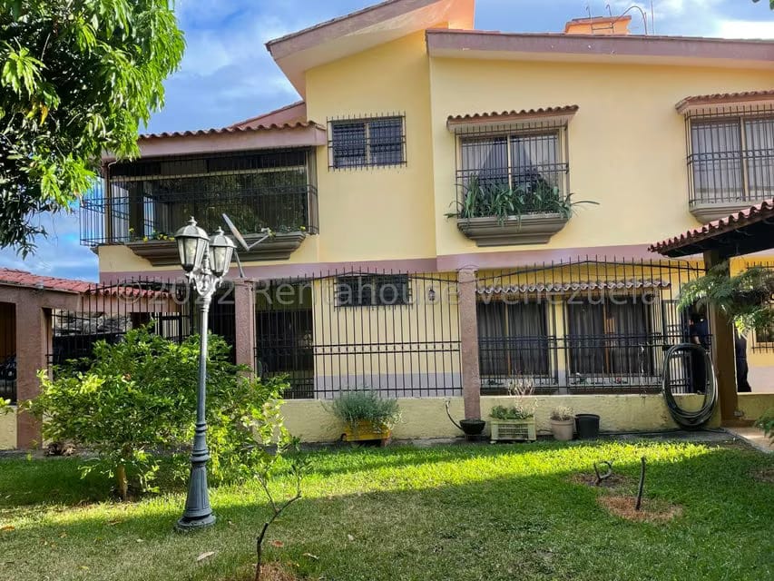 Casa (Multipes Niveles) en Venta en Guatire, Miranda - 48