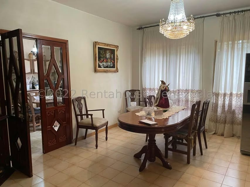 Casa (Multipes Niveles) en Venta en Guatire, Miranda - 6